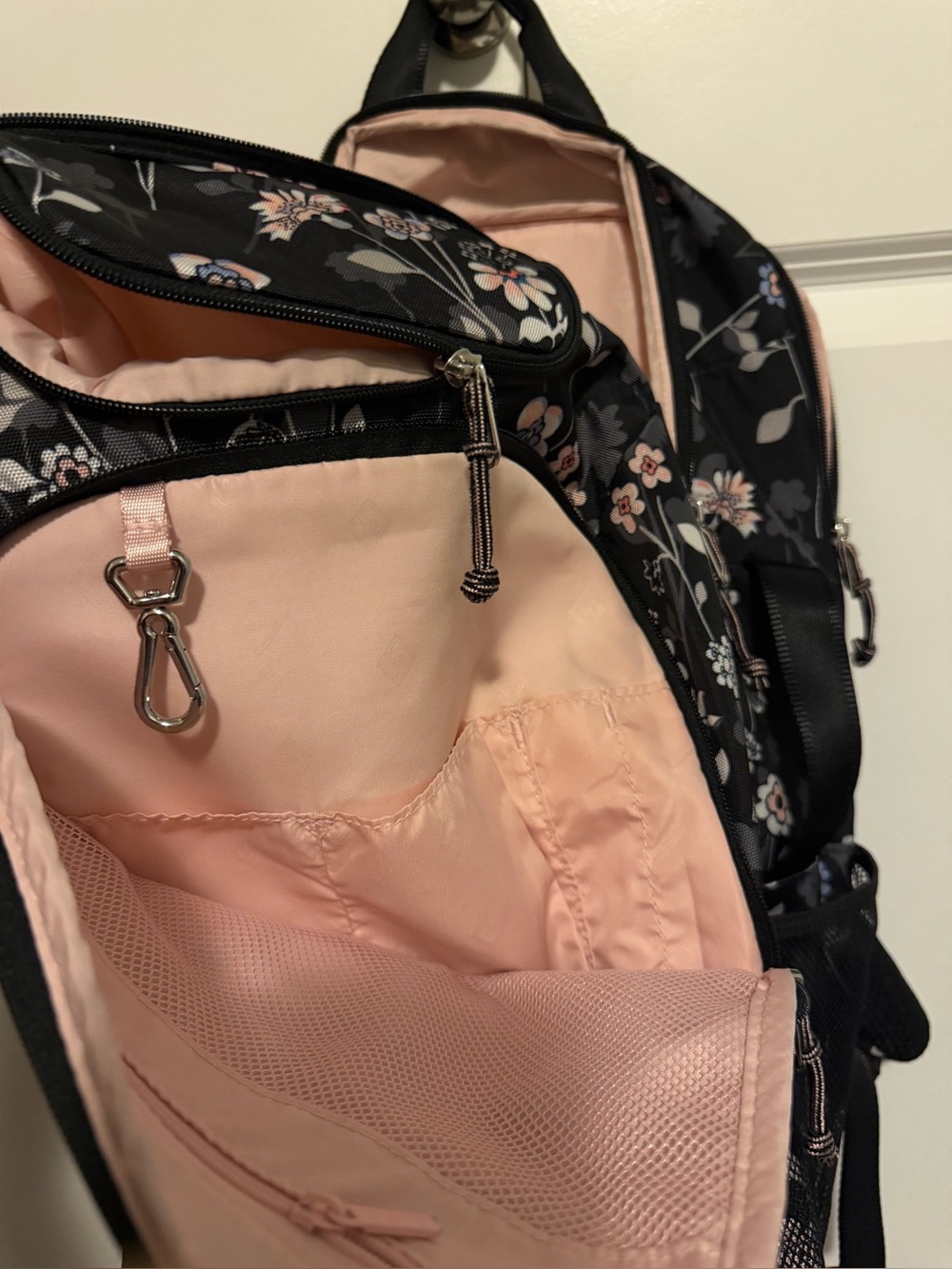 VERA BRADLEY Lighten Up Journey Backpack in Black, White & Pink Floral Print - Picture 5 of 6